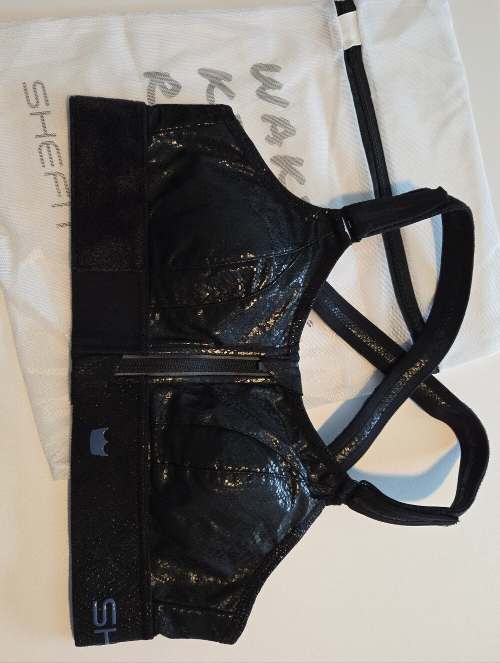 SHEFIT Ultimate Sports Bra - Black - Small - Picture 3 of 10